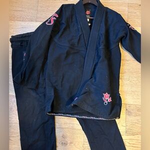 Women’s Fenom Gi Jujitsu: A-1T